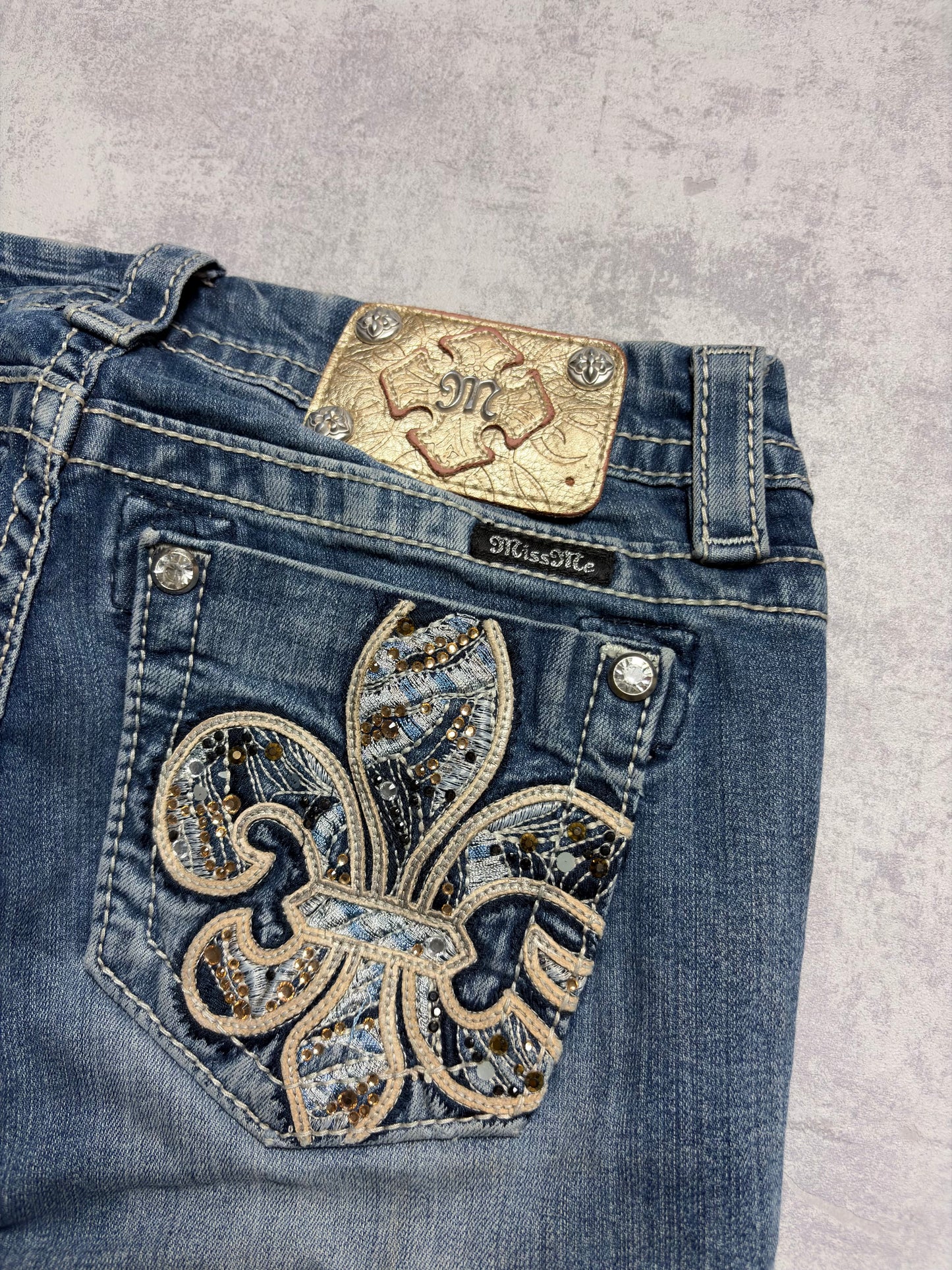 Miss Me Y2K Low Waist Embroidery Bootcut Jeans (XS/S)