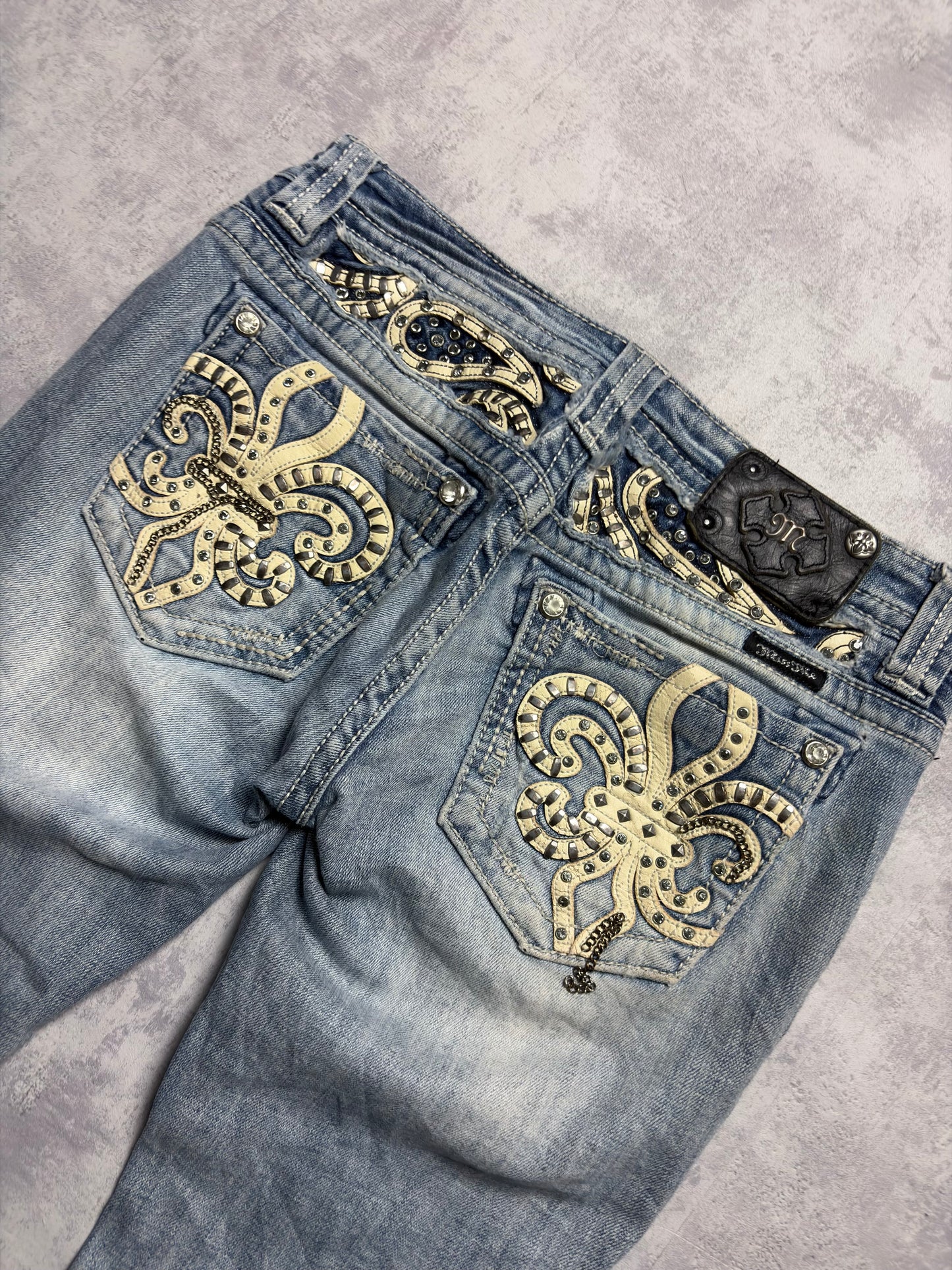 Miss Me Y2K Low Waist Embroidery Bootcut Jeans (XS/S)